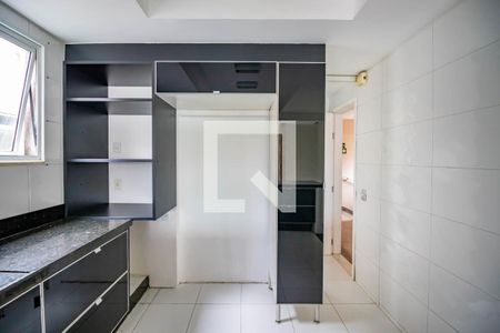 Apartamento à venda com 200m², 2 quartos e 1 vaga Apartamento à venda com 200m², 2 quartos e 1 vagaCozinha