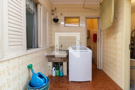 Casa à venda com 173m², 4 quartos e 2 vagas Casa à venda com 173m², 4 quartos e 2 vagasLavanderia da Casa 1