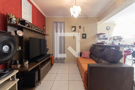 Casa à venda com 173m², 4 quartos e 2 vagas Casa à venda com 173m², 4 quartos e 2 vagasSala da Casa 2