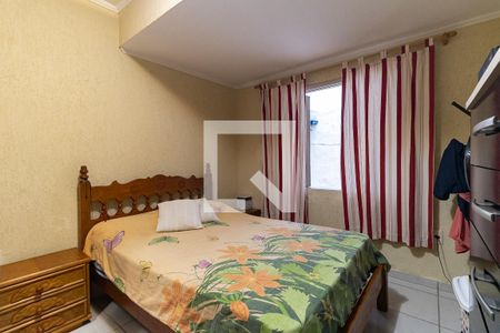 Casa à venda com 173m², 4 quartos e 2 vagas Casa à venda com 173m², 4 quartos e 2 vagasQuarto 2 da Casa 2