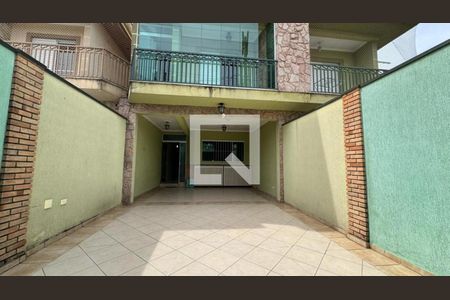Casa à venda com 128m², 3 quartos e 4 vagas Casa à venda com 128m², 3 quartos e 4 vagasGaragem