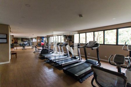 Apartamento à venda com 160m², 3 quartos e 2 vagasÁrea comum - Academia 