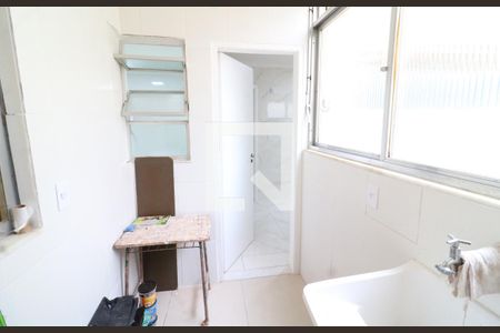 Apartamento à venda com 64m², 2 quartos e 1 vagaÁrea de Serviço