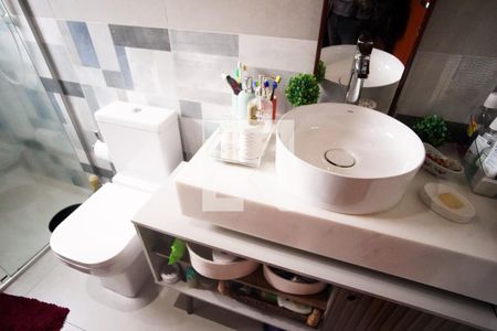 Casa à venda com 570m², 8 quartos e 4 vagasBanheiro 2 casa 2