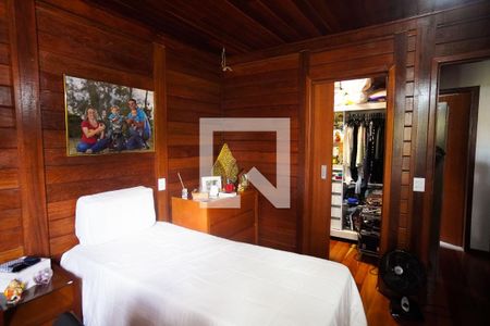 Casa à venda com 570m², 8 quartos e 4 vagasQuarto Suíte casa 2