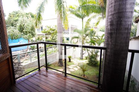 Casa à venda com 570m², 8 quartos e 4 vagasVaranda casa 2