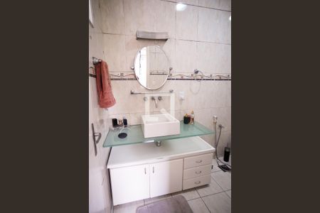 Casa à venda com 570m², 8 quartos e 4 vagasBanheiro do quarto 3