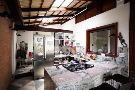 Casa à venda com 570m², 8 quartos e 4 vagasCozinha casa 2