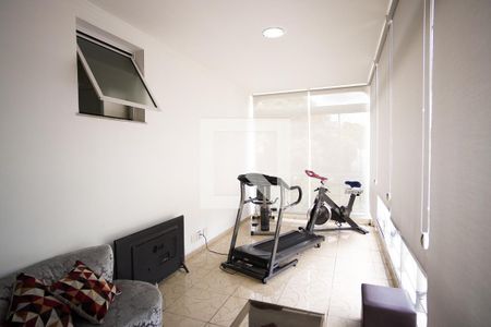 Casa à venda com 570m², 8 quartos e 4 vagasAcademia