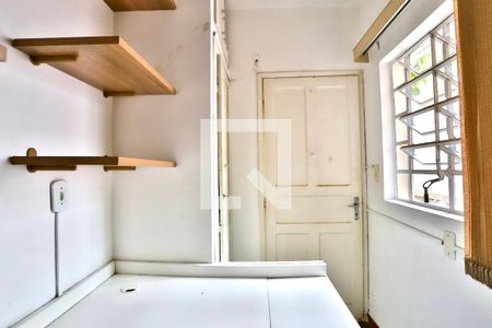 Casa à venda com 180m², 4 quartos e 2 vagas Casa à venda com 180m², 4 quartos e 2 vagasQuarto 3