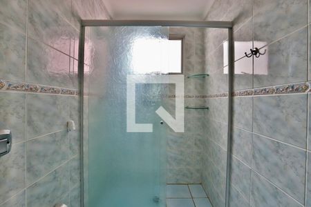 Casa à venda com 180m², 4 quartos e 2 vagas Casa à venda com 180m², 4 quartos e 2 vagasSuíte
