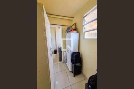 Apartamento à venda com 63m², 2 quartos e 1 vaga Apartamento à venda com 63m², 2 quartos e 1 vagaQuarto de Serviço