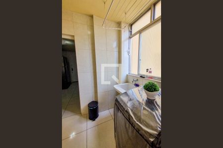 Apartamento à venda com 63m², 2 quartos e 1 vaga Apartamento à venda com 63m², 2 quartos e 1 vagaÁrea de Serviço
