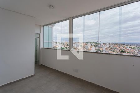 Apartamento à venda com 150m², 4 quartos e 3 vagas Apartamento à venda com 150m², 4 quartos e 3 vagasSemi Suíte