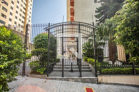 Apartamento à venda com 70m², 2 quartos e 1 vaga Apartamento à venda com 70m², 2 quartos e 1 vagaFachada