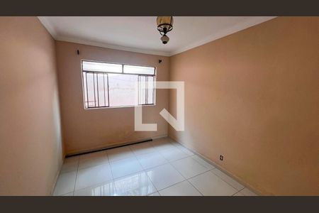 Quarto de casa para alugar com 5 quartos, 360m² em União, Belo Horizonte