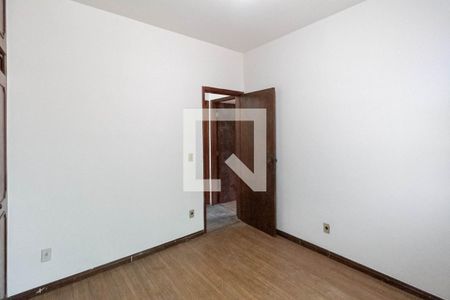 Casa à venda com 314m², 4 quartos e 3 vagasQuarto 1