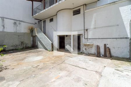 Casa à venda com 314m², 4 quartos e 3 vagasQuintal