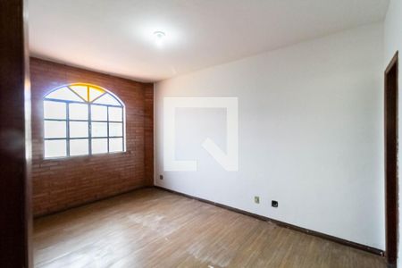Casa à venda com 314m², 4 quartos e 3 vagasSuíte