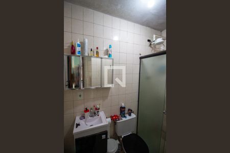 Apartamento à venda com 48m², 2 quartos e sem vaga Apartamento à venda com 48m², 2 quartos e sem vagaBanheiro