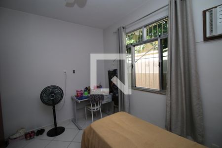 Casa à venda com 191m², 5 quartos e 3 vagasQuarto3