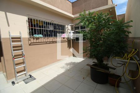 Casa à venda com 191m², 5 quartos e 3 vagasÁrea de Serviço