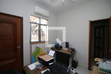 Casa à venda com 191m², 5 quartos e 3 vagasQuarto 5