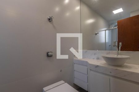 Apartamento à venda com 103m², 3 quartos e 2 vagas Apartamento à venda com 103m², 3 quartos e 2 vagasBanheiro