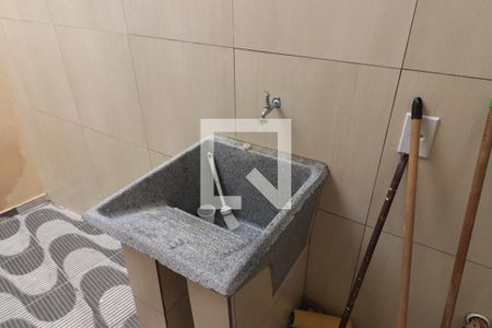 Casa à venda com 150m², 4 quartos e 1 vagaÁrea de Serviço