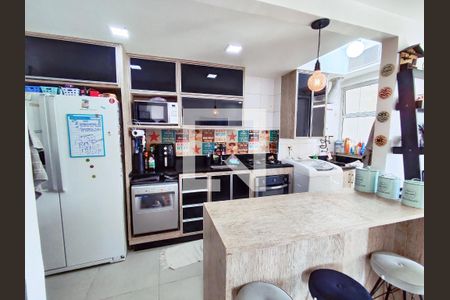 Apartamento à venda com 120m², 2 quartos e 2 vagasCozinha