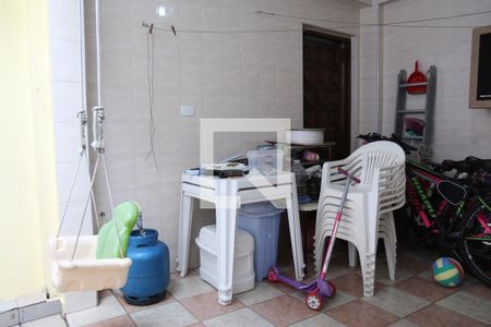 Casa à venda com 137m², 3 quartos e 2 vagasÁrea de Serviço