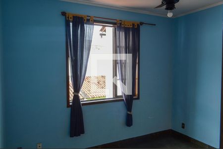 Casa de condomínio à venda com 278m², 5 quartos e 5 vagas Casa de condomínio à venda com 278m², 5 quartos e 5 vagasQuarto 2