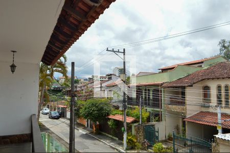 Casa de condomínio à venda com 278m², 5 quartos e 5 vagas Casa de condomínio à venda com 278m², 5 quartos e 5 vagasVista da Varanda