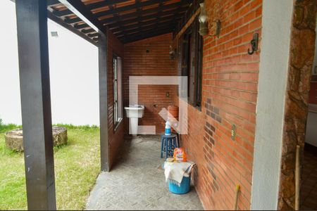 Casa de condomínio à venda com 278m², 5 quartos e 5 vagas Casa de condomínio à venda com 278m², 5 quartos e 5 vagasÁrea de Serviço