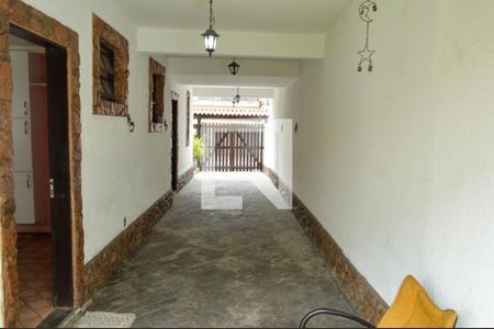 Casa de condomínio à venda com 278m², 5 quartos e 5 vagas Casa de condomínio à venda com 278m², 5 quartos e 5 vagasGaragem