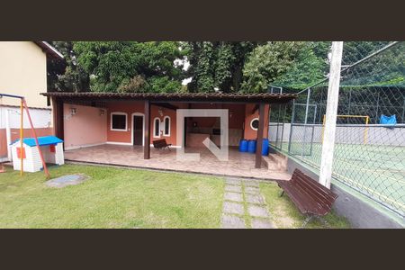 Casa de condomínio à venda com 278m², 5 quartos e 5 vagas Casa de condomínio à venda com 278m², 5 quartos e 5 vagasÁrea comum - Churrasqueira