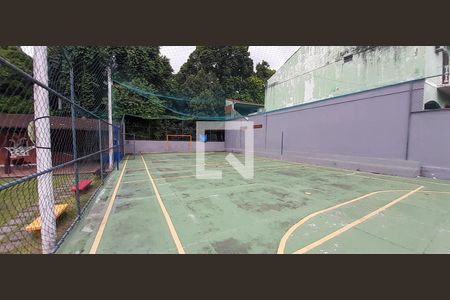 Casa de condomínio à venda com 278m², 5 quartos e 5 vagas Casa de condomínio à venda com 278m², 5 quartos e 5 vagasQuadra Poliesportiva