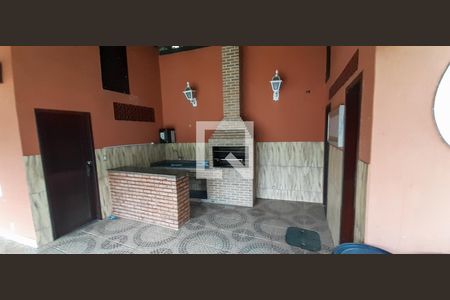 Casa de condomínio à venda com 278m², 5 quartos e 5 vagas Casa de condomínio à venda com 278m², 5 quartos e 5 vagasÁrea comum - Churrasqueira