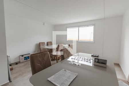 Apartamento à venda com 43m², 2 quartos e sem vagaÁrea comum