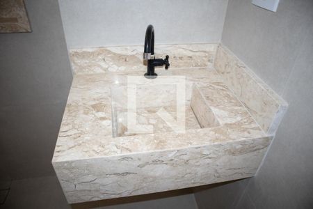 Apartamento à venda com 39m², 2 quartos e sem vagaBanheiro