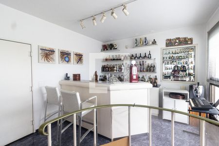 Apartamento à venda com 520m², 4 quartos e 5 vagas Apartamento à venda com 520m², 4 quartos e 5 vagasBar