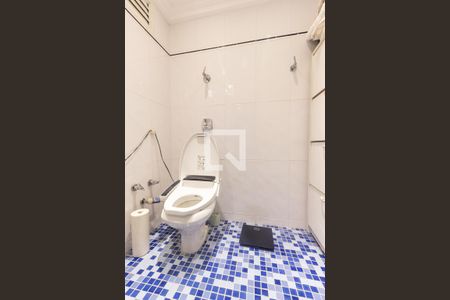 Apartamento à venda com 520m², 4 quartos e 5 vagas Apartamento à venda com 520m², 4 quartos e 5 vagasBanheiro