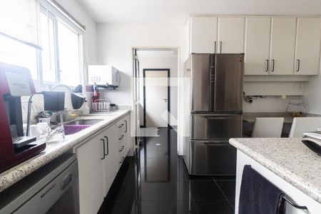 Apartamento à venda com 520m², 4 quartos e 5 vagas Apartamento à venda com 520m², 4 quartos e 5 vagasCozinha