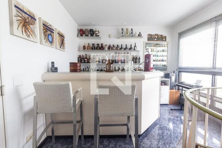 Apartamento à venda com 520m², 4 quartos e 5 vagas Apartamento à venda com 520m², 4 quartos e 5 vagasBar