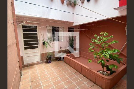 Casa à venda com 140m², 3 quartos e 3 vagas Casa à venda com 140m², 3 quartos e 3 vagasQuintal