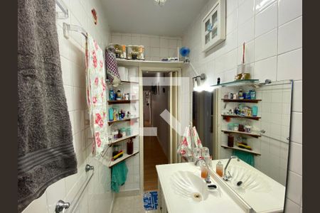 Casa à venda com 140m², 3 quartos e 3 vagas Casa à venda com 140m², 3 quartos e 3 vagasBanheiro