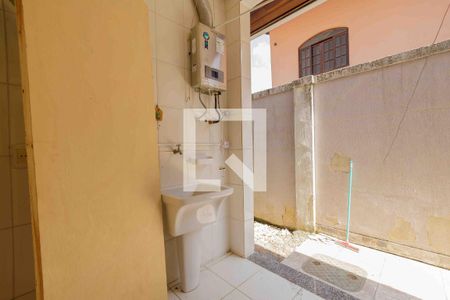 Casa de condomínio à venda com 185m², 4 quartos e 2 vagasÁrea de Serviço