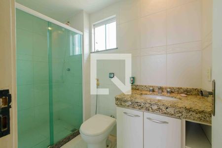 Casa de condomínio à venda com 185m², 4 quartos e 2 vagasBanheiro Social