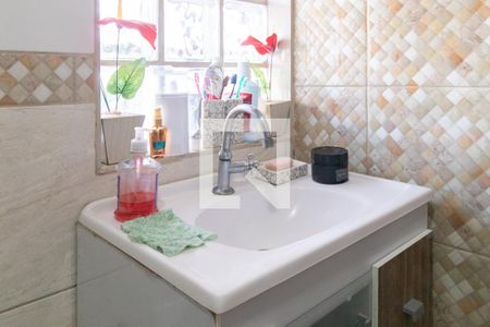 Casa à venda com 130m², 3 quartos e 3 vagas Casa à venda com 130m², 3 quartos e 3 vagasBanheiro 2