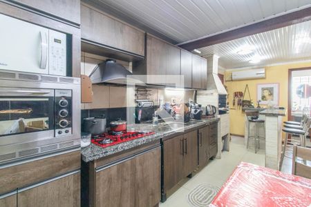 Casa à venda com 130m², 3 quartos e 3 vagas Casa à venda com 130m², 3 quartos e 3 vagasCozinha